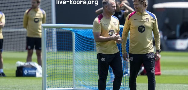 هانز فليك يطلب التعاقد مع ظهير أيسر لتعزيز دفاع برشلونة قبل انطلاق موسم 2025. تعرف على أبرز المرشحين للانضمام إلى الفريق خلال سوق الانتقالات الصيفية.