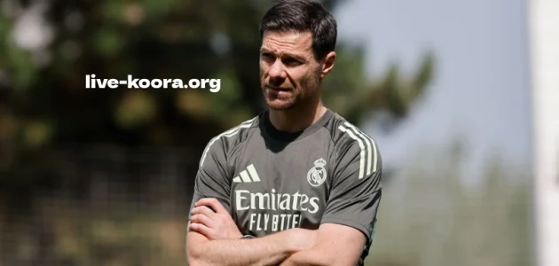 تشابي ألونسو يطالب إدارة ريال مدريد بالتعاقد مع لاعبين جدد في خط الوسط والدفاع، بعد إبرام عدة صفقات هذا الصيف.